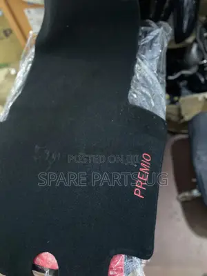 Toyota Premio Dashboard Mat / Cover