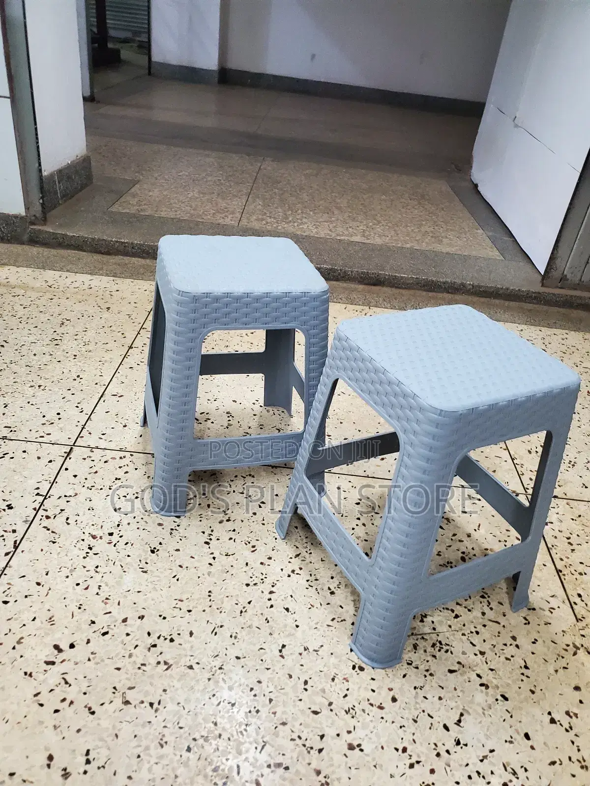 Stools Plastic Stools Plastic (Gray)