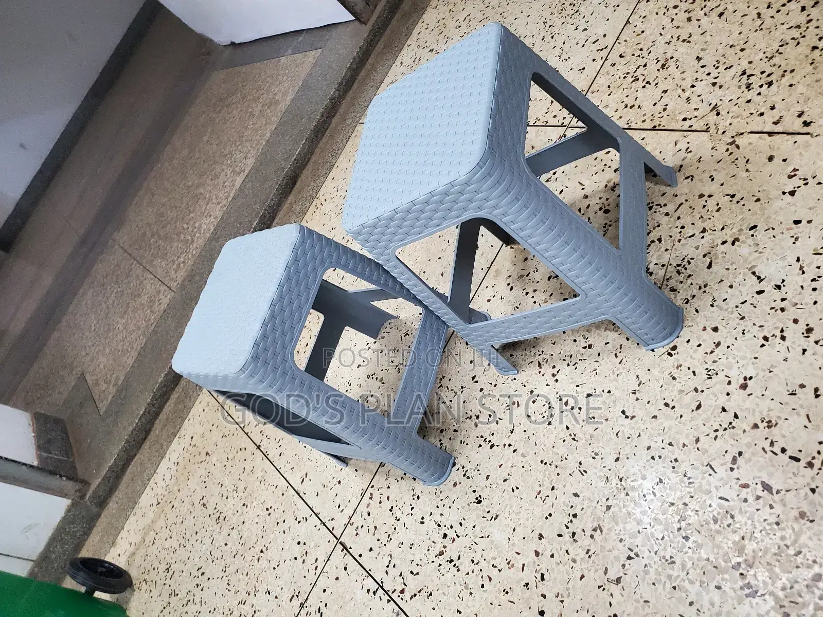 Stools Plastic Stools Plastic (Gray)