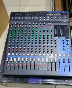 Yamaha 16 Channel Live Mixer