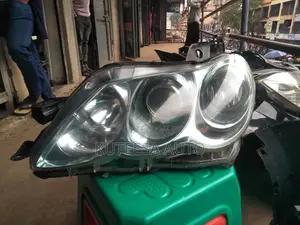 Mark X 2005-2008 Headlight