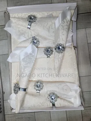 Table Cloth With Napkins