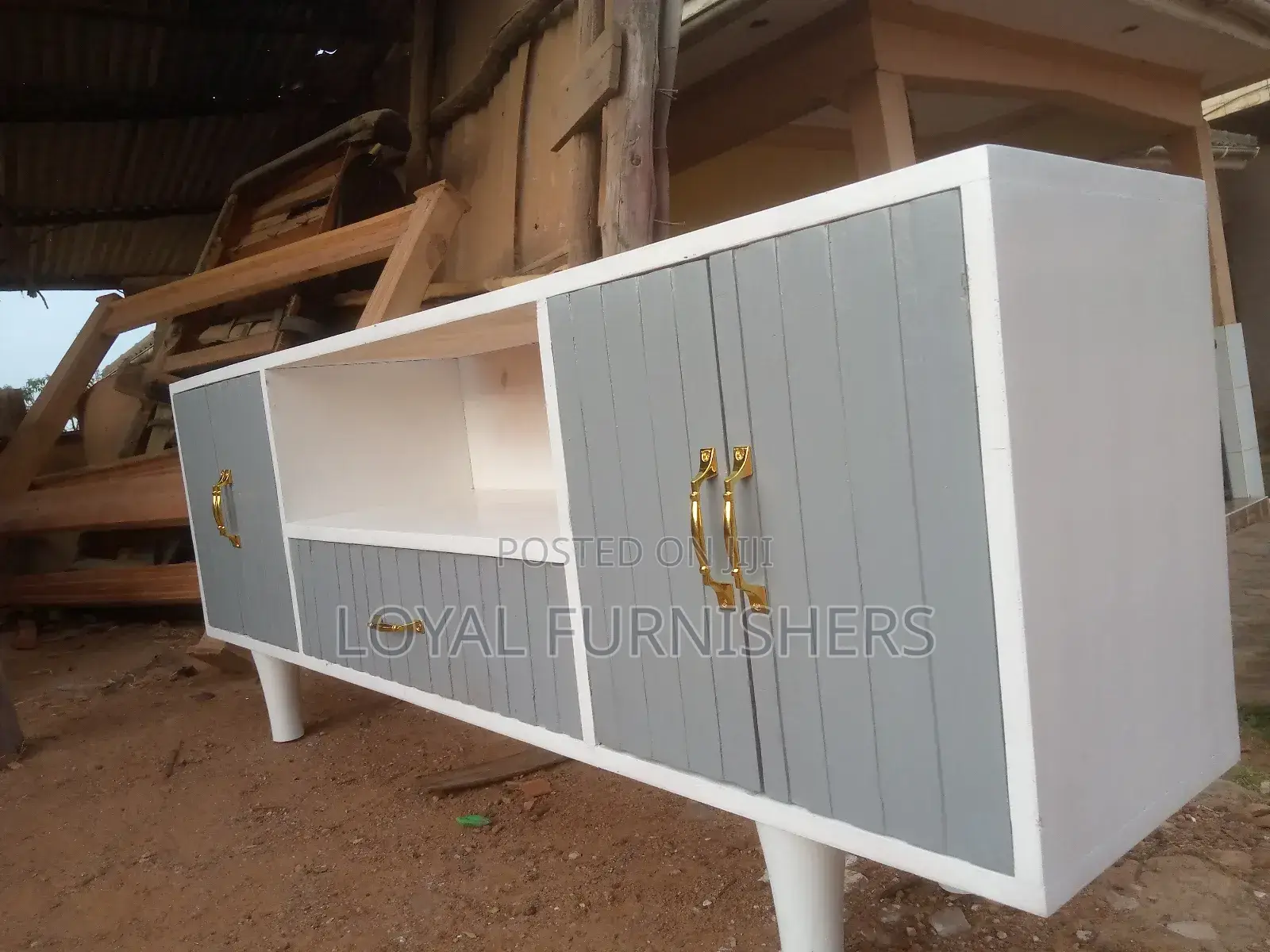 Simple Tvstands