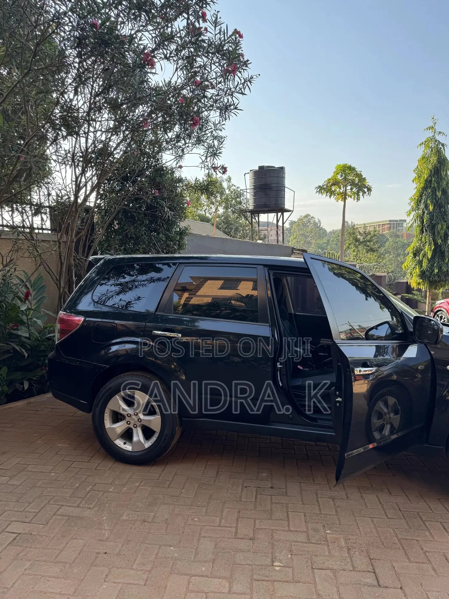 Subaru Forester 2010 Black