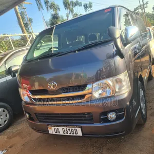Toyota Grand HiAce 2010 Grey