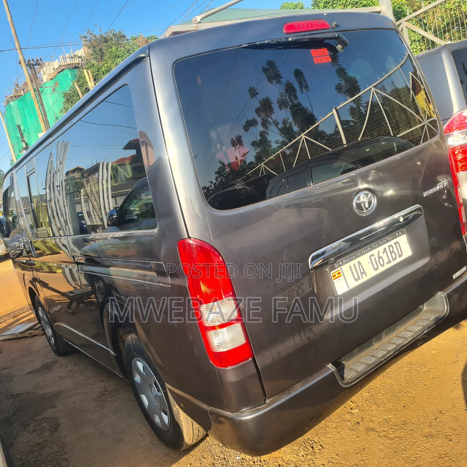 Toyota Grand HiAce 2010 Grey