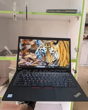 New Laptop Lenovo ThinkPad T490s 16GB Intel Core i5 SSD 256GB