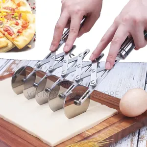 Baking Roller Adjustable Pizza Slicer, Splitter With Handle