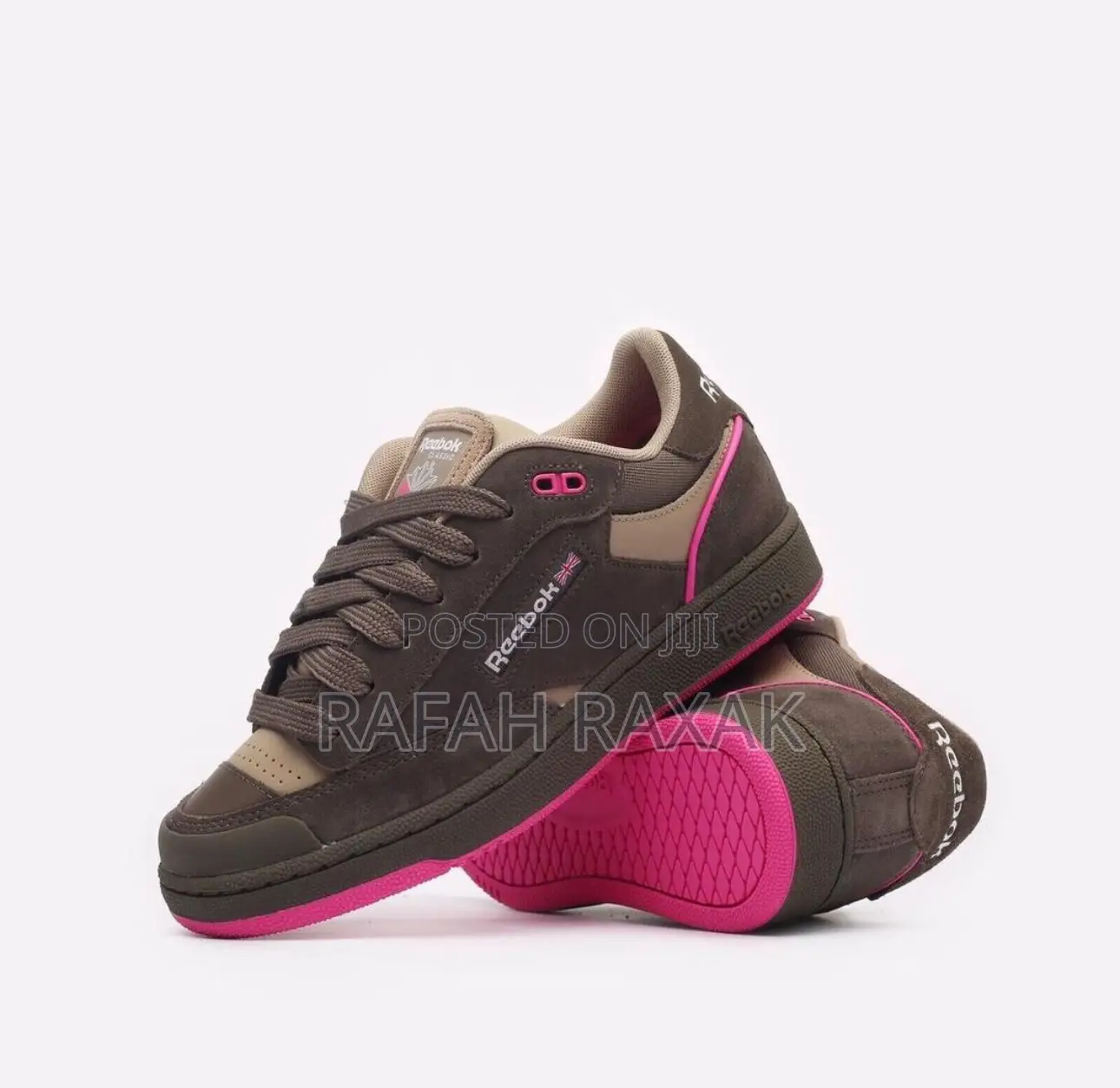 Classic Unisex Reebok Club C Bulc Beige Sneakers