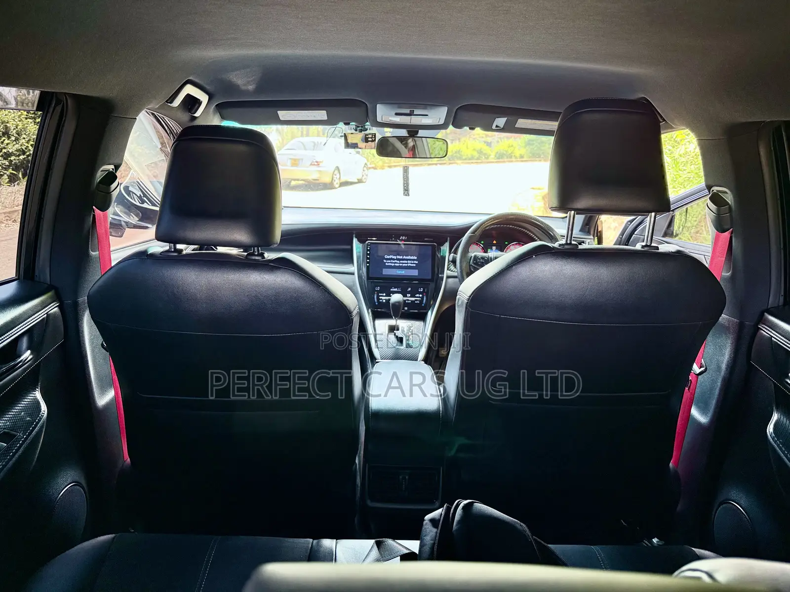 Toyota Harrier 2.0 2016 Black