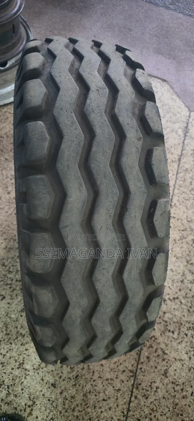 12.5/80r15.3 Second Hand Tyre for Trailer Tractor