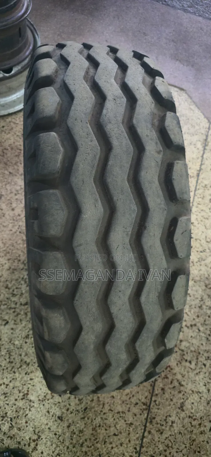 12.5/80r15.3 Second Hand Tyre for Trailer Tractor