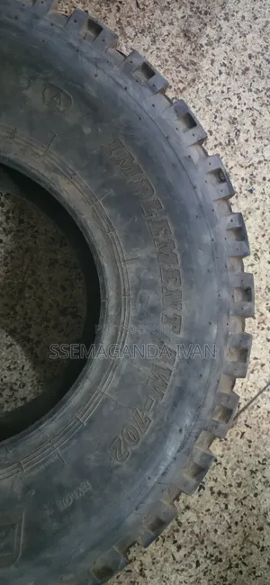 12.5/80r15.3 Second Hand Tyre for Trailer Tractor