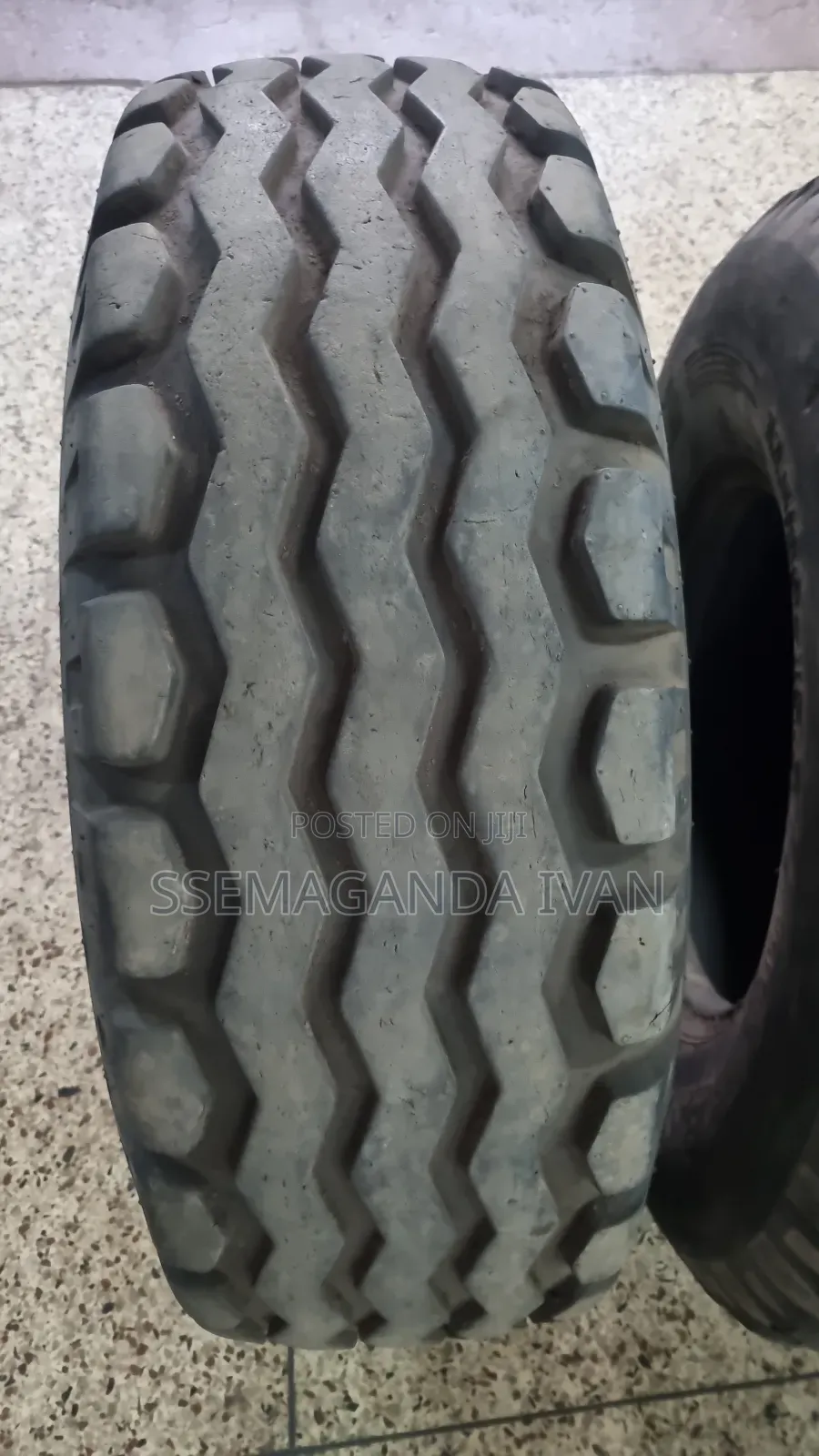 12.5/80r15.3 Implement Used Tyres
