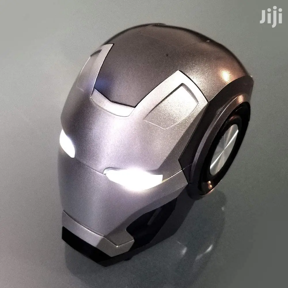 Black Mini Wireless Iron Man Helmet Bluetooth LED Speaker