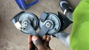 Car Horns (Japan)