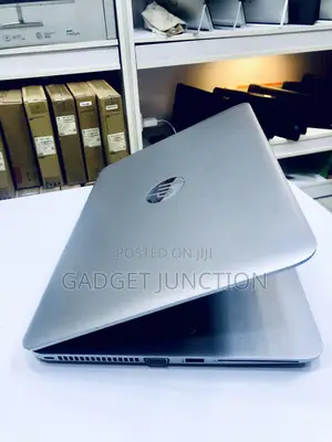 Laptop HP EliteBook 820 G3 8GB Intel Core I5 SSD 256GB
