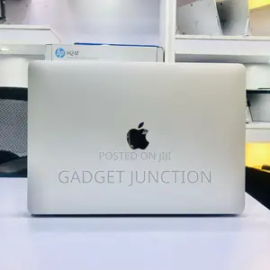 Laptop Apple MacBook Pro 2017 8GB Intel Core I5 SSD 256GB