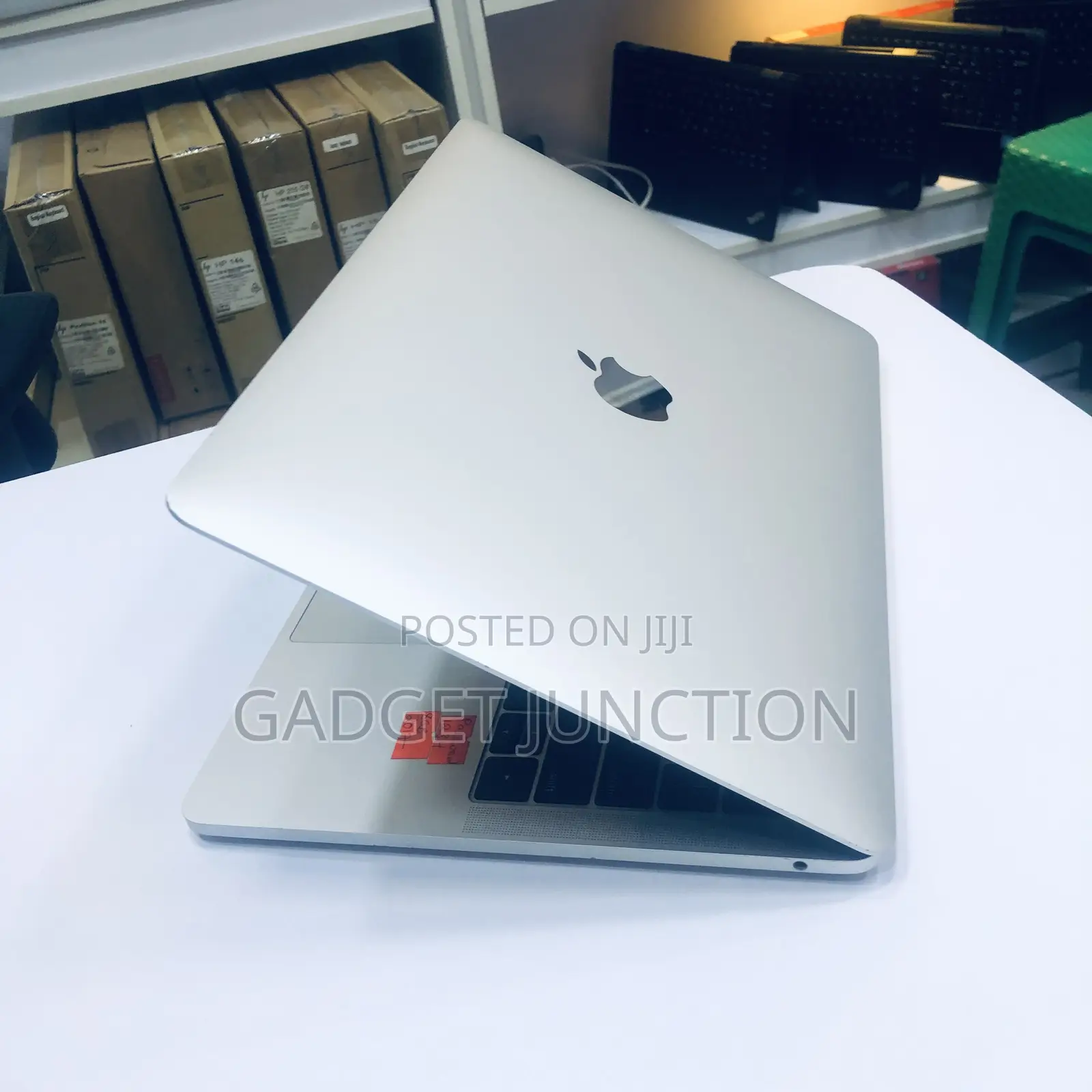 Laptop Apple MacBook Pro 2017 8GB Intel Core I5 SSD 256GB
