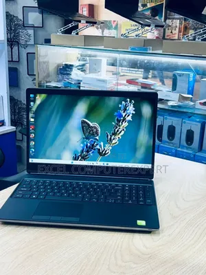 New Laptop Dell Precision 7550 32GB Intel Core I7 SSD 512GB