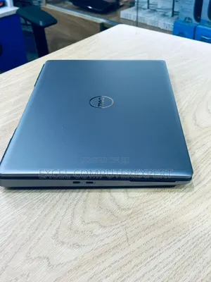 New Laptop Dell Precision 7550 32GB Intel Core I7 SSD 512GB