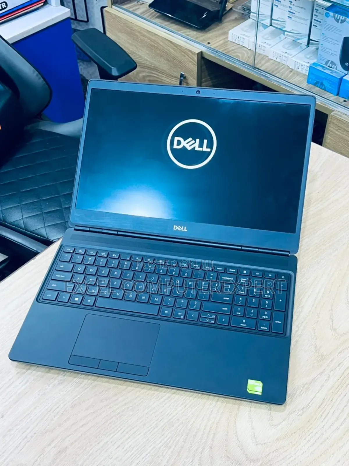 New Laptop Dell Precision 7550 32GB Intel Core I7 SSD 512GB