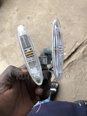 Mark X Side Indicators