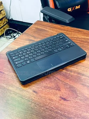 New Laptop Dell Latitude 3390 4GB Intel Core I5 SSD 128GB