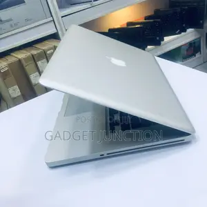 Laptop Apple MacBook 2012 4GB Intel Core I7 HDD 500GB