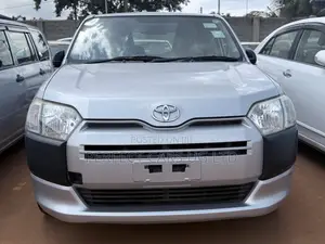Toyota Probox 1.5 F 2WD 2016 Silver