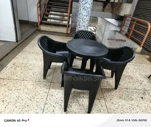 Sofa Plastic Chairs and Table for Garden/Bars/Beach
