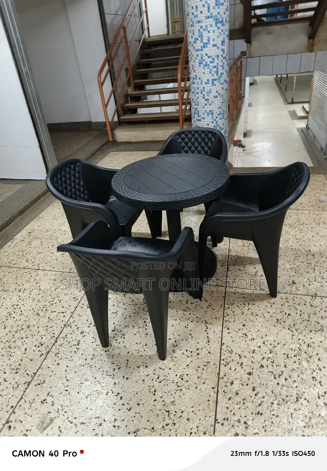 Sofa Plastic Chairs and Table for Garden/Bars/Beach