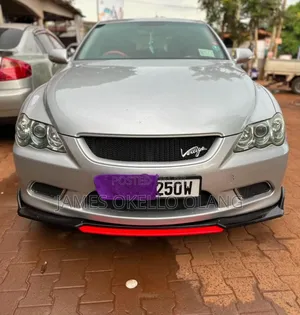 Bumper Lip Available in Red Black and Balck Blue.