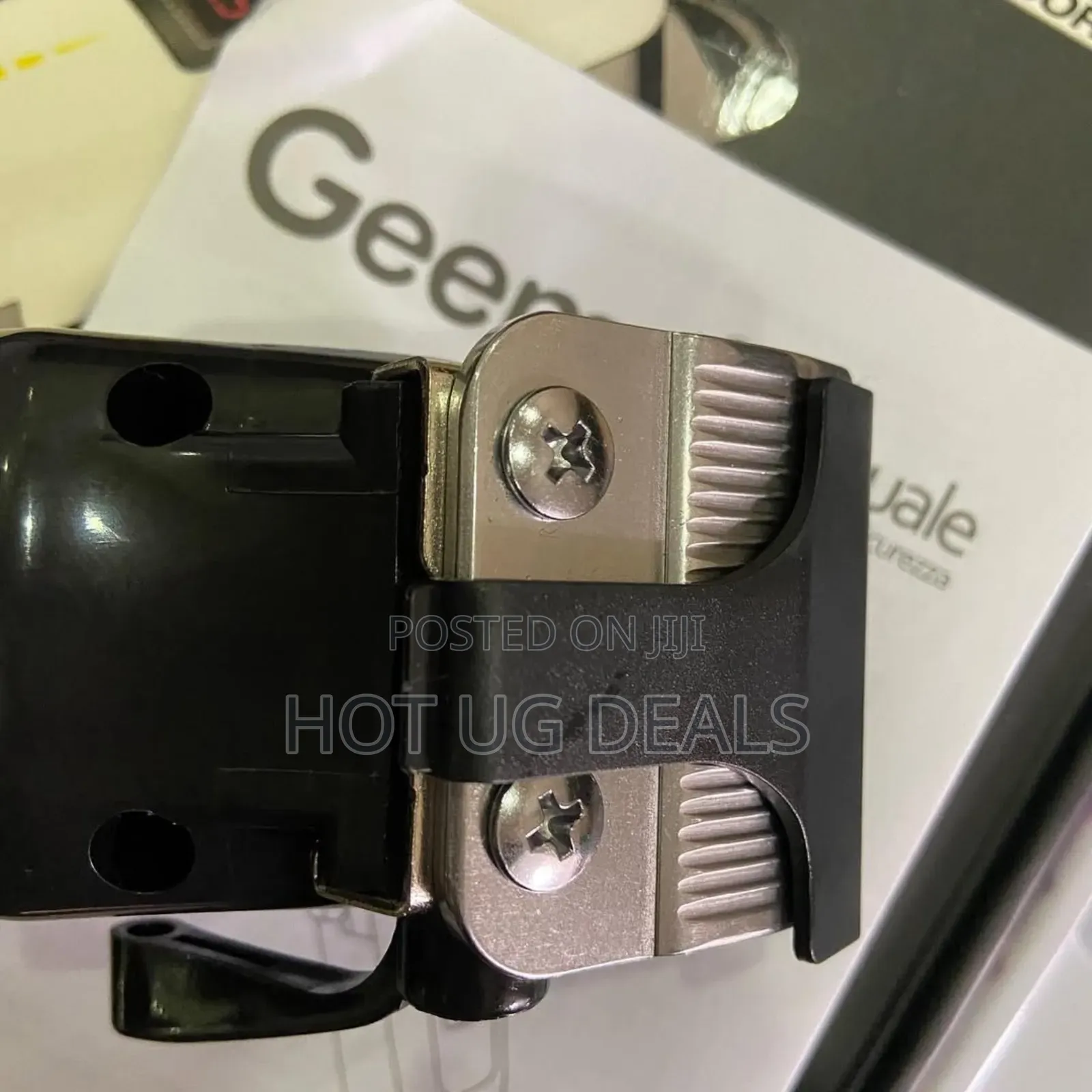 Geemy Rechargeable Saloon Hair Clipper Beard Trimmer
