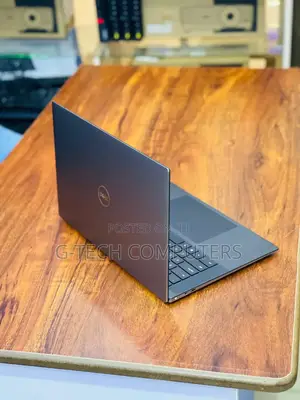 New Laptop Dell Precision 5550 16GB Intel Core I7 SSD 512GB