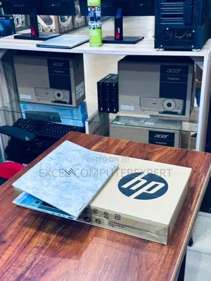 New Laptop HP EliteBook X360 1030 G3 8GB Intel Core i7 SSD 512GB