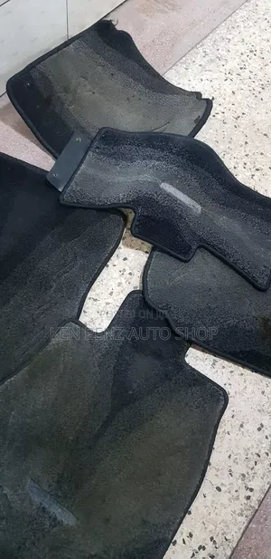 Landcruiser Ronaldo and Tx Floor Mats ( Used Japan)