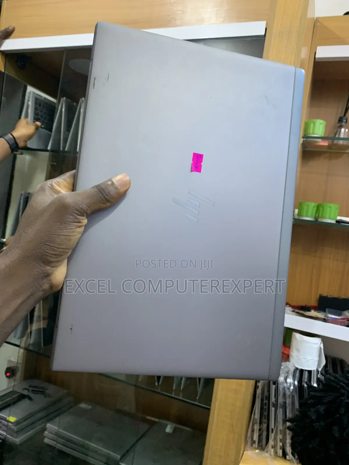 New Laptop HP ZBook Studio G5 8GB Intel Core I5 SSD 256GB