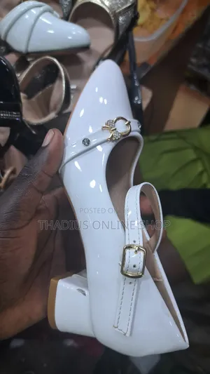 Giris High Heels White Shoes