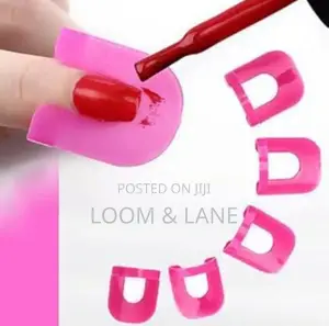 26pcs Reusable Nail Polish Overflow Clips