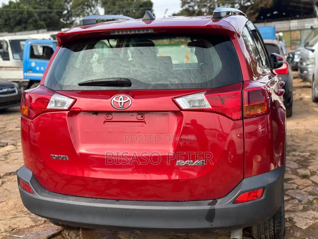 Toyota RAV4 2013 Red