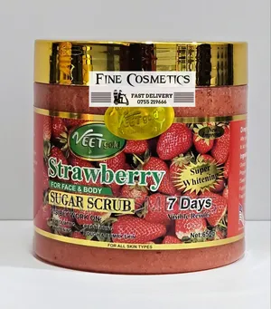 Veet Gold Whitening and Exfoliating Sugar Scrub Bath Salts