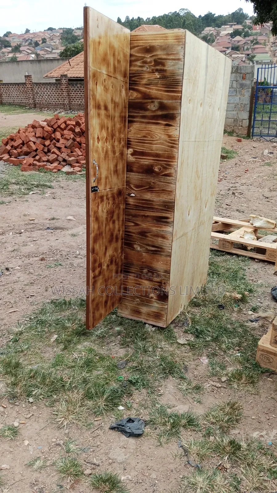 Pallet Closet