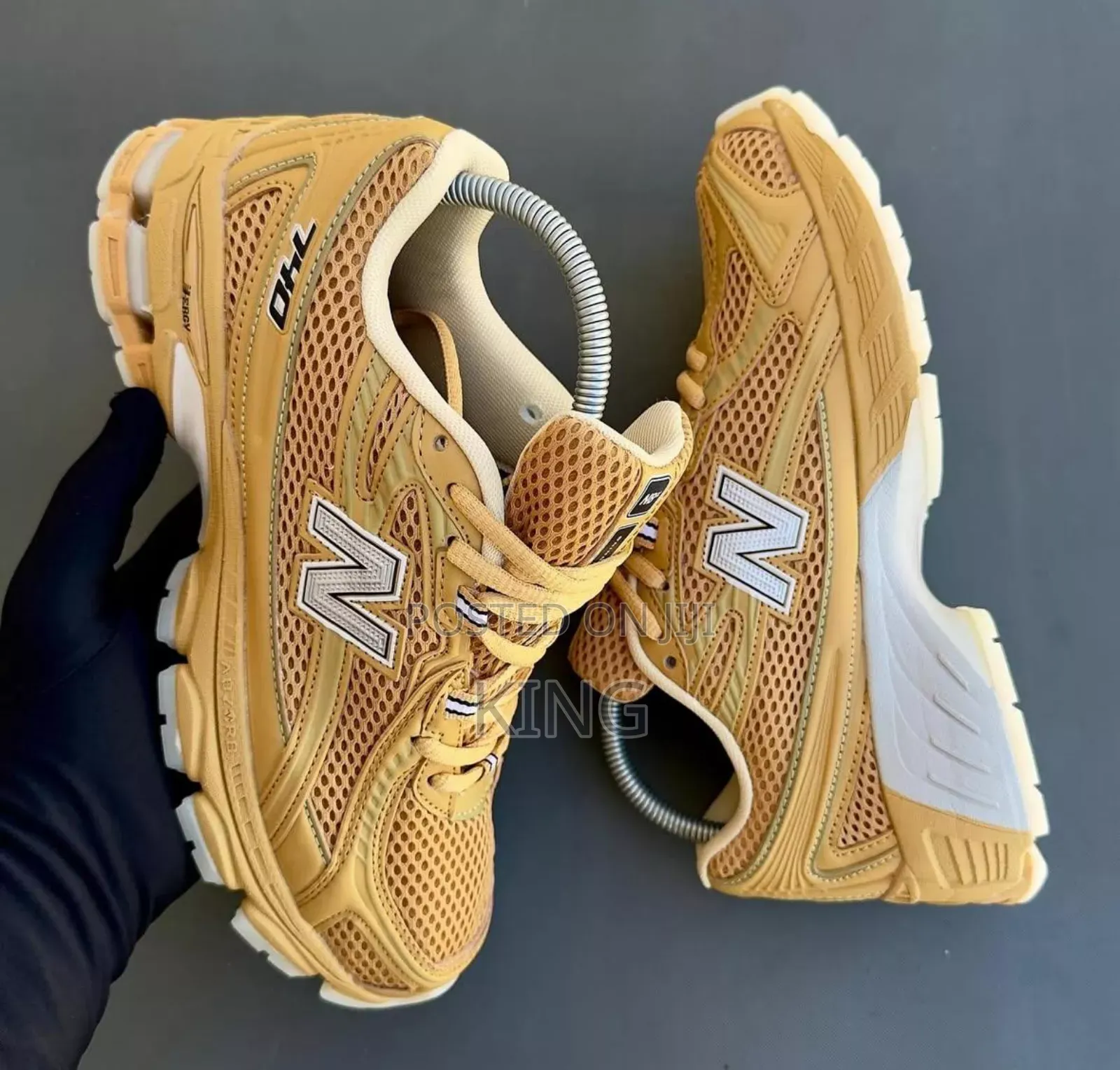 New Balance 1906r