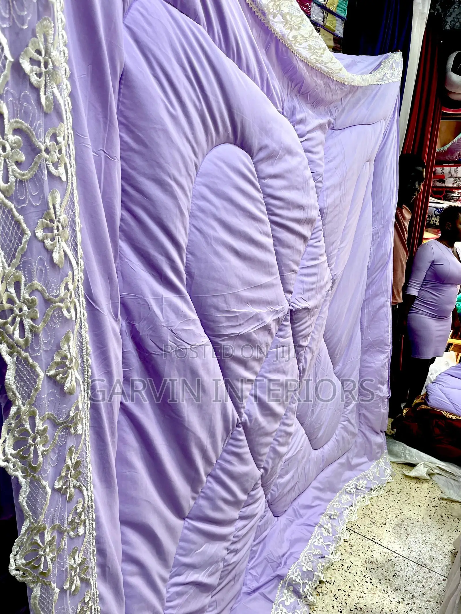 It Has Four Pillow Case and One Bedsheet Double Size