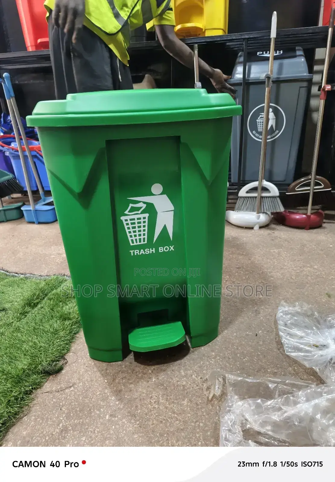 Step on Dust Bins 80ltrs Plastic