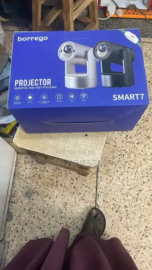 Borrego Smart 7 Projector. Projector Smart 7