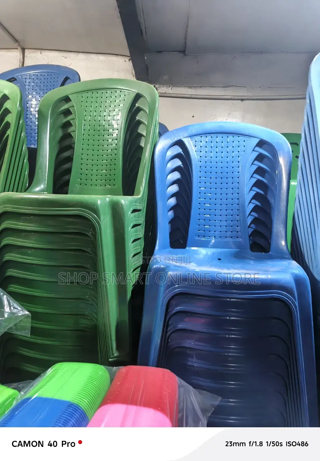 Dotted Plastic Chairs Plastic Chairs