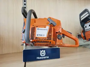 Husquvana 272 Chain Saw Machine