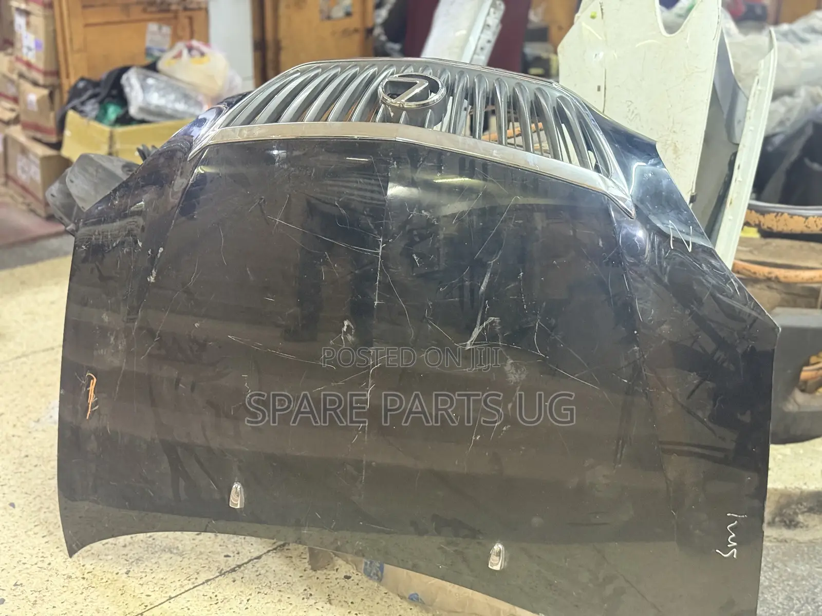 Harrier / Lexus ( Kawundo ) Bonnet